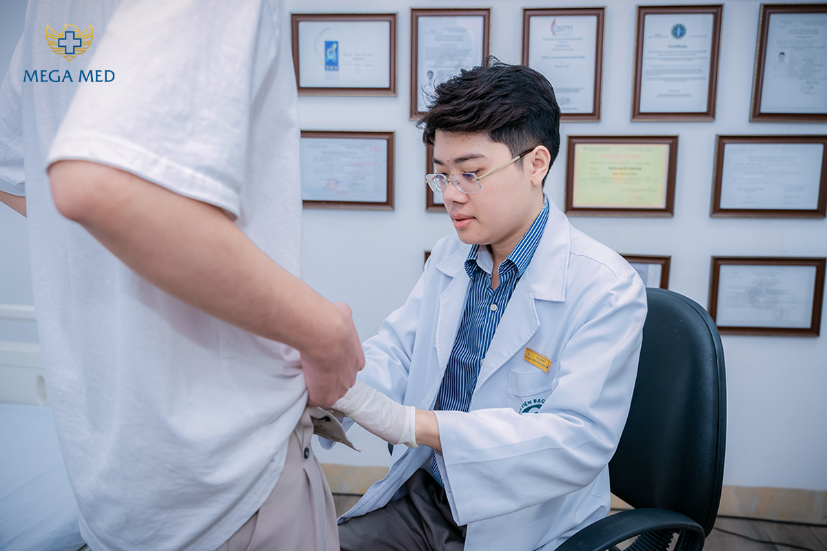 Đi khám ngay khi có biểu hiện bất thường